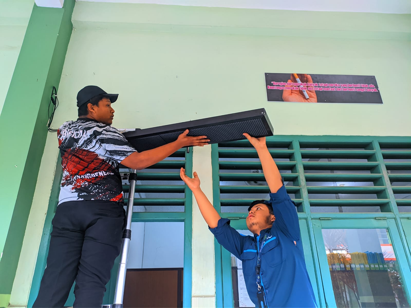 Pemasangan Running Text